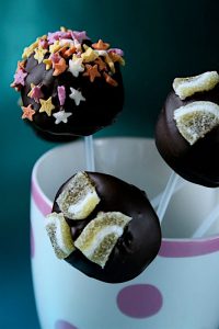 Lemon Cake Pops with Dark Chocolate