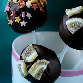 Lemon Cake Pops with Dark Chocolate