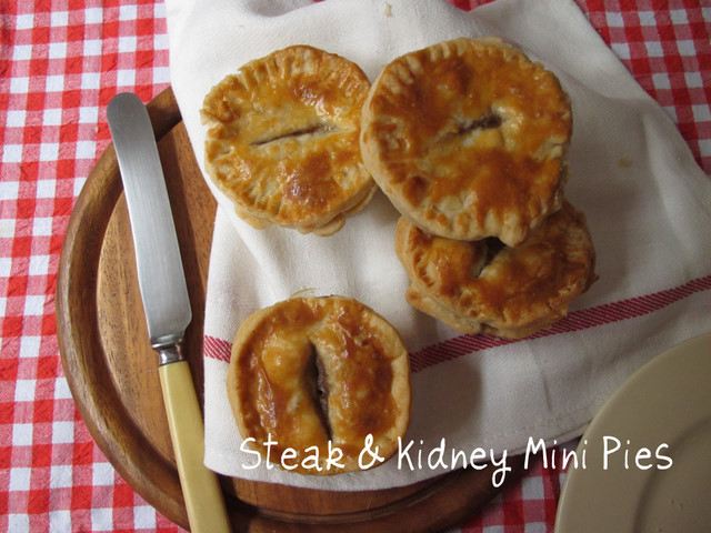 steak-kidney-mini-pies Mini Steak and Kidney Pies