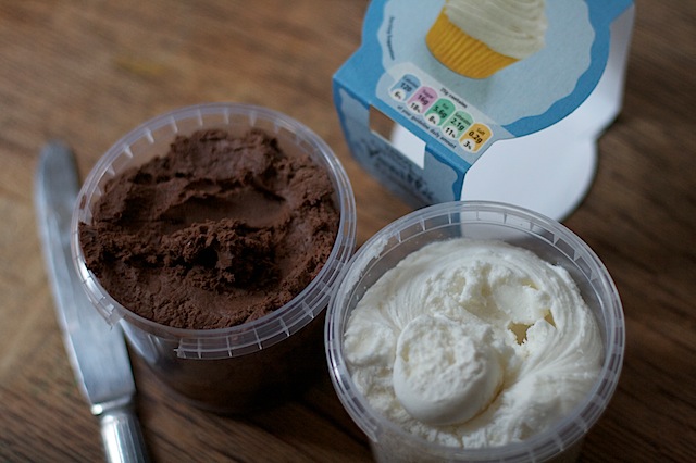 Advantages using ready made cupcake icing at development.maisoncupcake.com