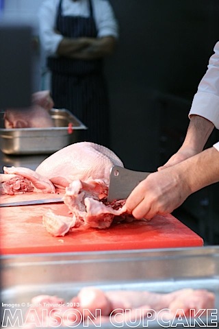 Marco Pierre White stuffs his turkey | development.maisoncupcake.com See how chef Marco Pierre White prep his roast turkey at development.maisoncupcake.com #thanksgiving #christmas 