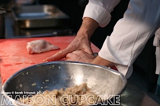Marco Pierre White stuffs his turkey | development.maisoncupcake.com See how chef Marco Pierre White prep his roast turkey at development.maisoncupcake.com #thanksgiving #christmas 