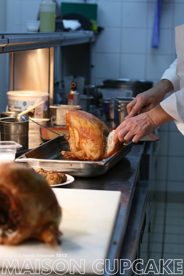 Marco Pierre White stuffs his turkey | development.maisoncupcake.com See how chef Marco Pierre White prep his roast turkey at development.maisoncupcake.com #thanksgiving #christmas 