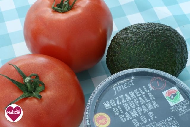 Ingredients for Italian tricolore salad from Tesco supermarket - 08.jpg