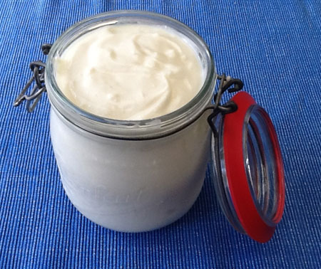 homemade-yogurt