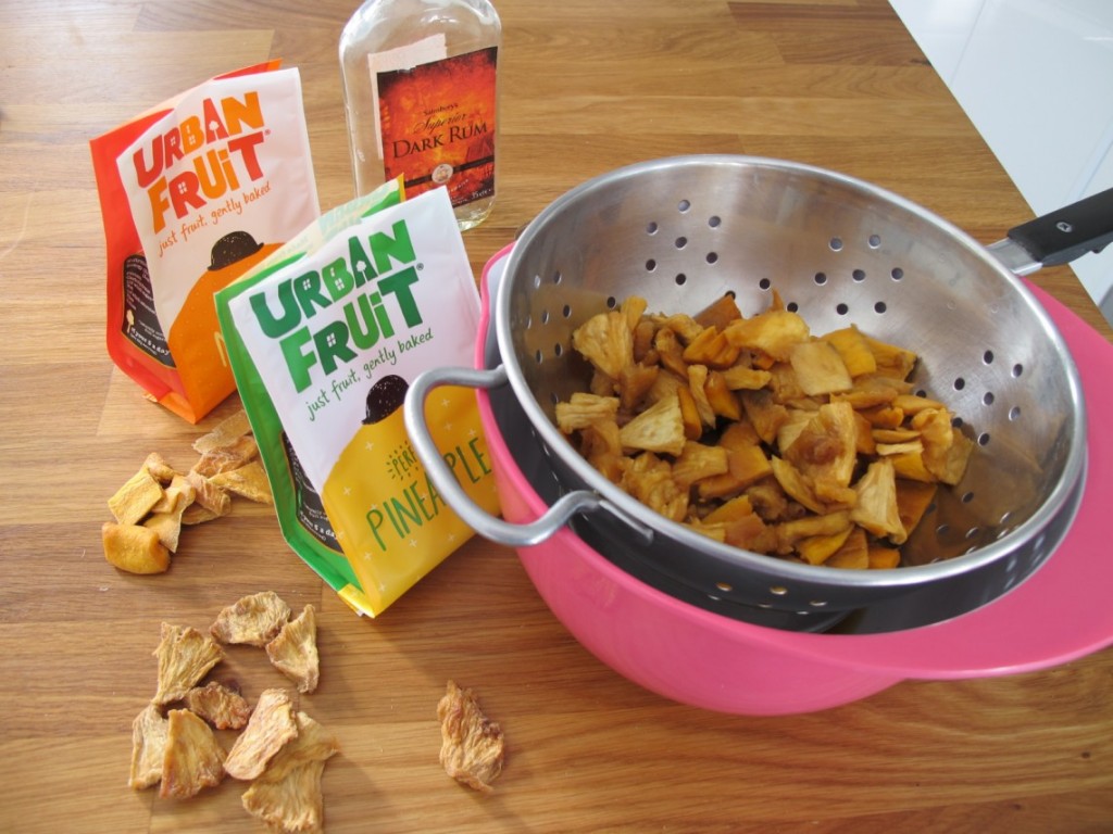 Fast Easy Alternative Tropical Christmas Cake at development.maisoncupcake.com