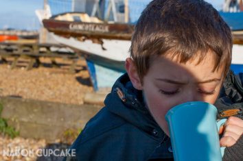 Roast tomato and pepper soup with garlic and basil oil with Aldi - 18