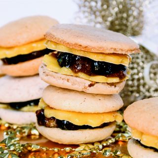 Mince Pie Macarons with Marzipan