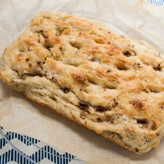 How to make focaccia in a stand mixer - easy bread recipe using a stand mixer to make traditional Italian style bread with olive oil